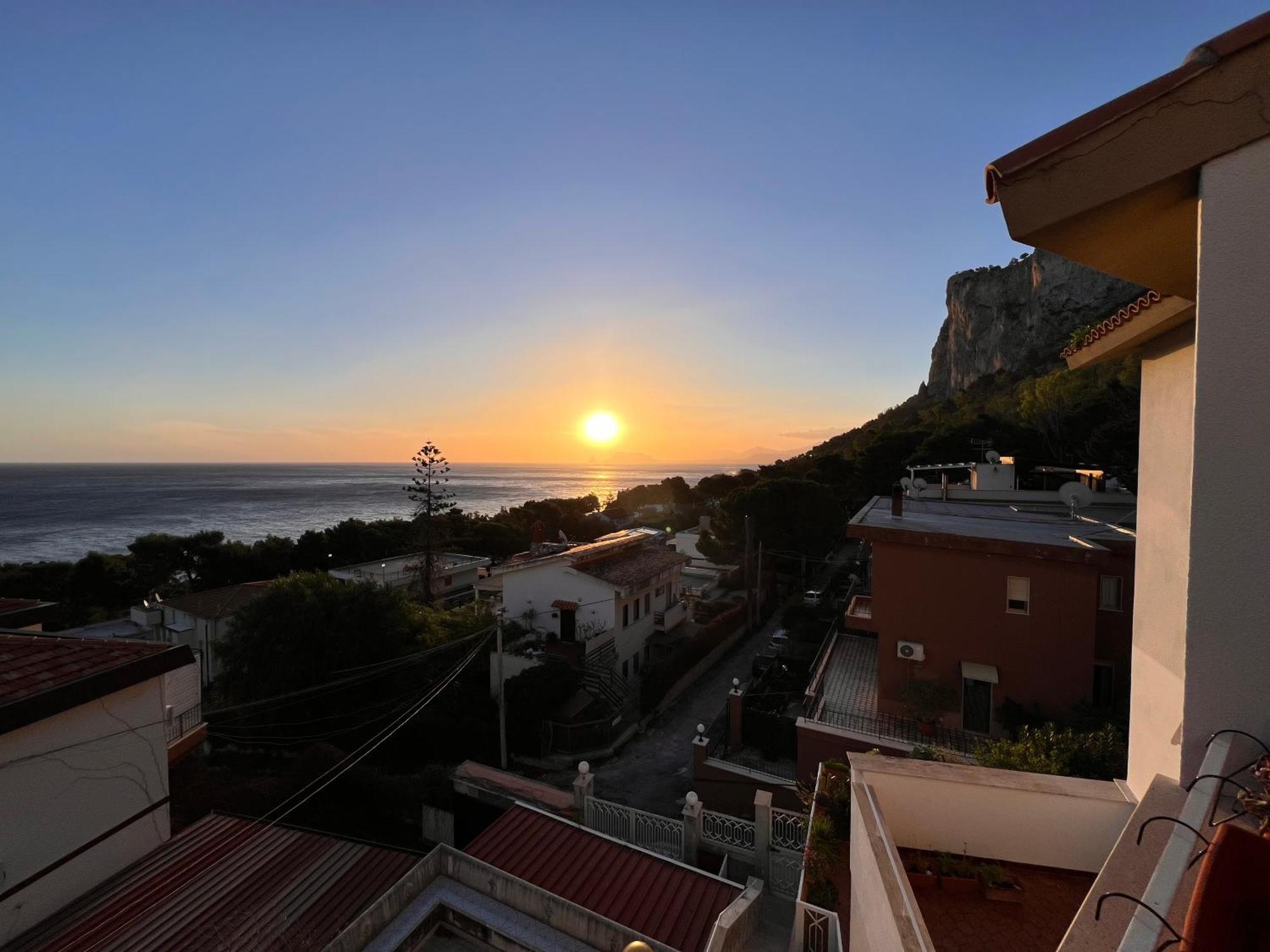 Villa Banksy Addaura Mondello Palermo Exteriér fotografie