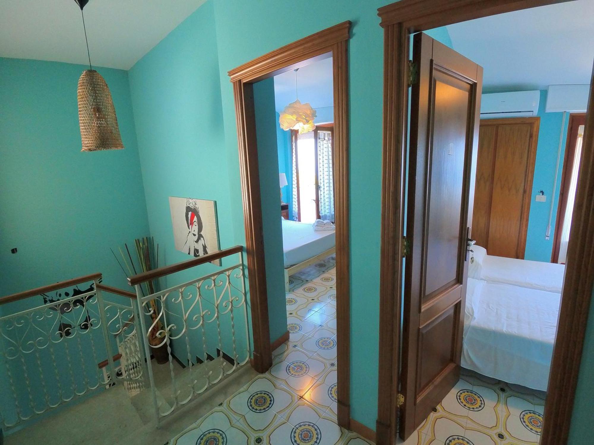 Villa Banksy Addaura Mondello Palermo Exteriér fotografie