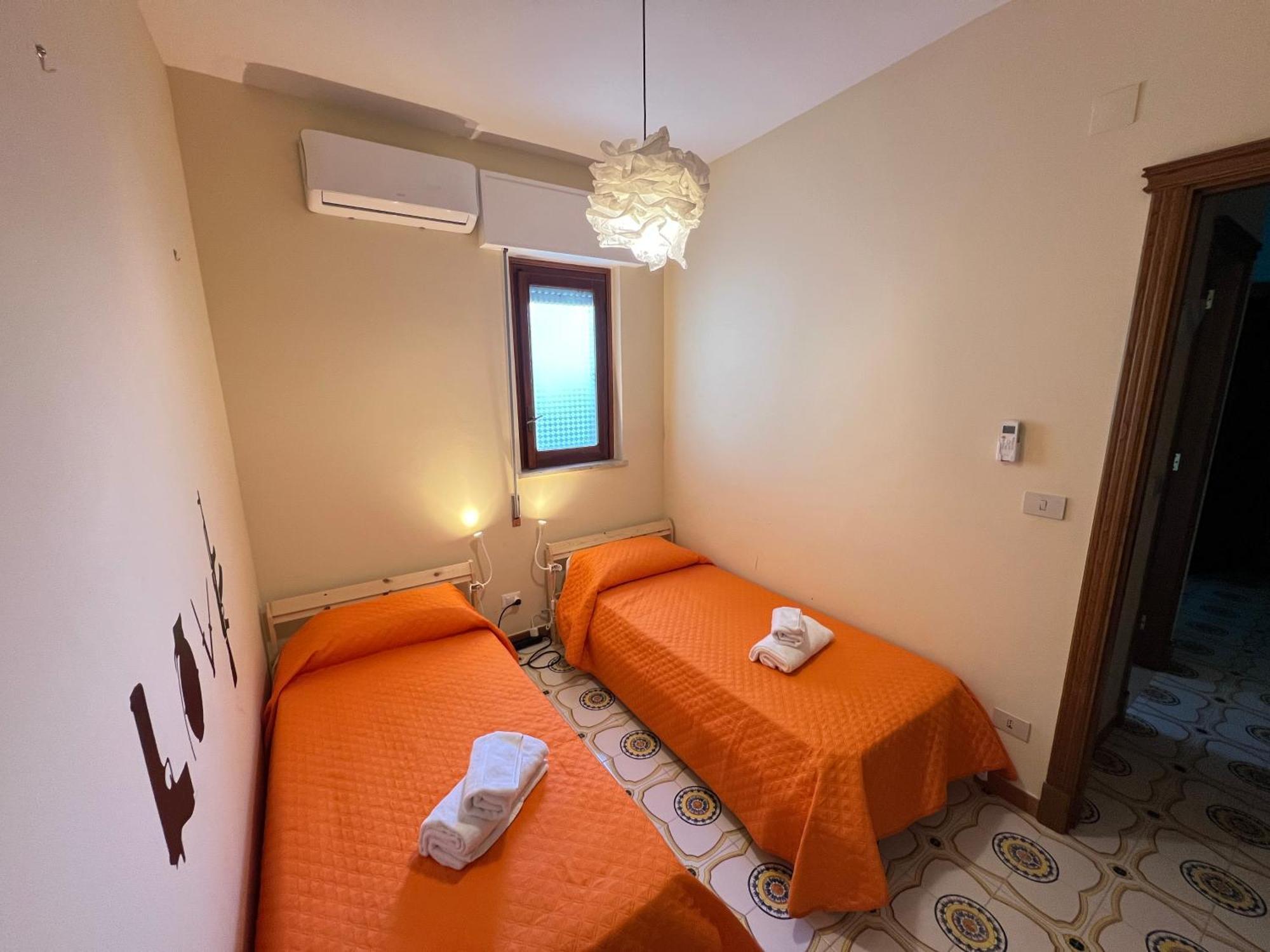 Villa Banksy Addaura Mondello Palermo Exteriér fotografie